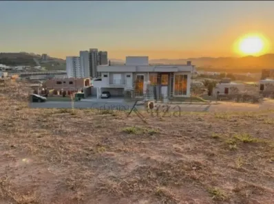 Lote/Terreno à venda, 800m² no Condomínio Residencial Colinas do Paratehy, São José dos Campos