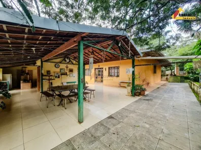 Fazenda/Sítio com 4 Quartos à venda, 280m² no Área Rural de Divinópolis, Divinópolis