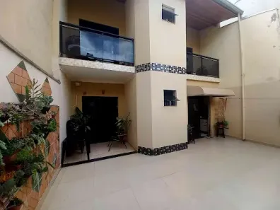 Casa com 3 Quartos à venda, 167m² no Jardim Novo Horizonte, Americana