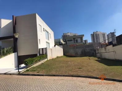 Lote/Terreno à venda, 410m² no Umuarama, Osasco