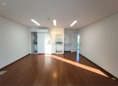 Sala Comercial à venda, 42m² no Chácara Santo Antônio (Zona Sul), São Paulo