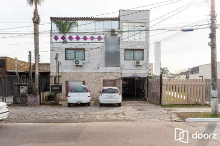 Sobrado com 3 Quartos à venda, 300m² no Cavalhada, Porto Alegre