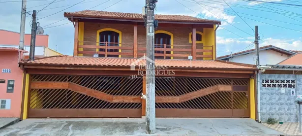 Casa com 4 Quartos à venda, 250m² no Vila Rica, Pindamonhangaba