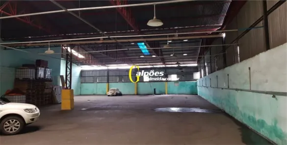 Galpão/Depósito/Armazém para alugar, 1000m² no Vila Sul Americana, Carapicuíba
