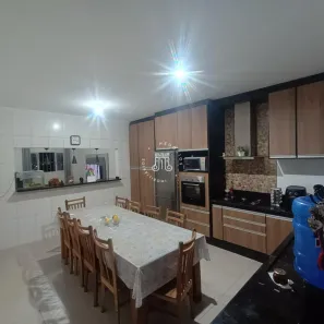 Sobrado com 3 Quartos à venda, 290m² no Parque Internacional, Campo Limpo Paulista
