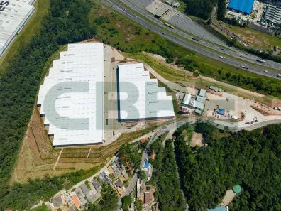Galpão/Depósito/Armazém para alugar, 2000m² no Batistini, São Bernardo do Campo