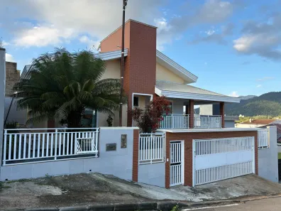 Sobrado com 3 Quartos à venda, 223m² no Barra do Rio Cerro, Jaraguá do Sul