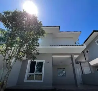 Casa com 3 Quartos à venda, 118m² no Campeche, Florianópolis