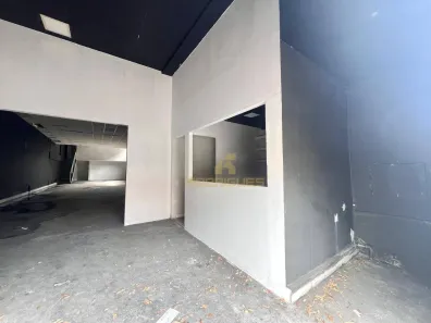 Ponto Comercial para alugar, 240m² no Ponta da Praia, Santos