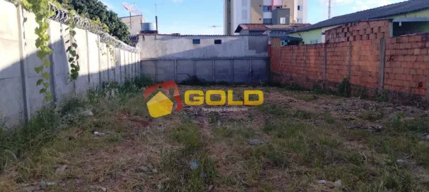Lote/Terreno à venda, 300m² no Pampulha, Uberlândia