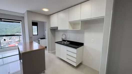 Apartamento com 2 Quartos para alugar, 77m² no Fazenda, Itajaí