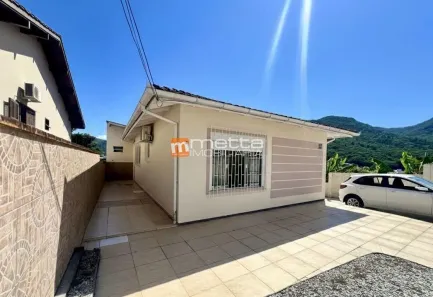 Casa com 2 Quartos à venda, 100m² no Monte Verde, Florianópolis