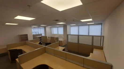 Sala Comercial para alugar, 322m² no Vila Homero, Indaiatuba