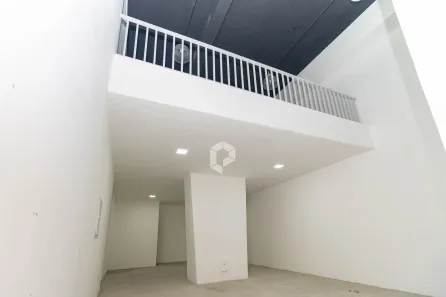 Ponto Comercial para alugar, 153m² no Centro, Curitiba