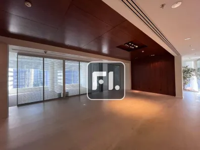 Sala Comercial para alugar, 1900m² no Itaim Bibi, São Paulo
