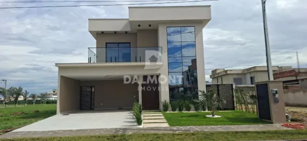 Casa com 4 Quartos à venda, 226m² no Peró, Cabo Frio
