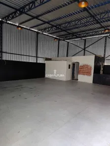 Galpão/Depósito/Armazém à venda, 300m² no Roma, Volta Redonda
