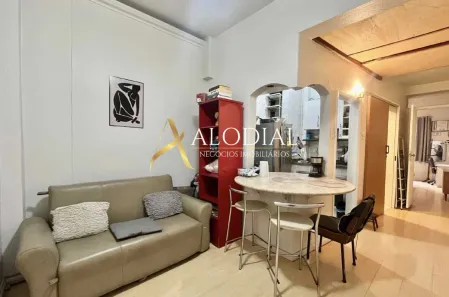 Kitnet com 1 Quarto à venda, 39m² no Copacabana, Rio de Janeiro