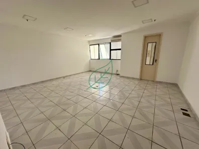 Sala Comercial para alugar, 37m² no Indianópolis, São Paulo