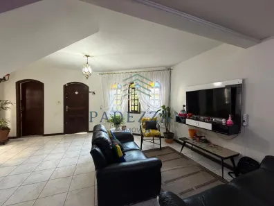Sobrado com 4 Quartos à venda, 205m² no Parque Monte Alegre, Taboão da Serra