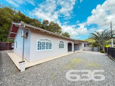 Casa com 3 Quartos à venda, 121m² no Boehmerwald, Joinville