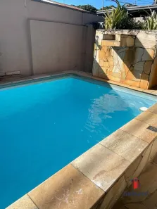 Casa com 4 Quartos para venda ou aluguel, 528m² no Chácara do Visconde, Taubaté