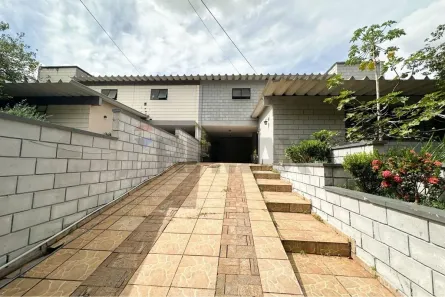 Casa com 3 Quartos para alugar, 216m² no Jardim da Colina, Americana