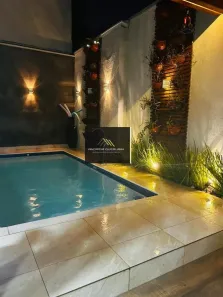Casa com 2 Quartos à venda, 153m² no Jardim Califórnia, Caraguatatuba
