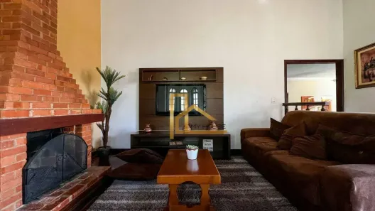 Casa com 3 Quartos à venda, 285m² no Fazendinha, Teresópolis
