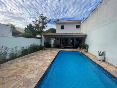Casa com 4 Quartos à venda, 271m² no Itapema, Guararema