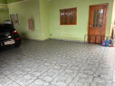 Casa com 3 Quartos à venda, 130m² no Conjunto Habitacional Presidente Eurico Gaspar Dutra, Bauru