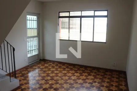 Casa com 2 Quartos à venda, 240m² no Santa Maria, São Caetano do Sul