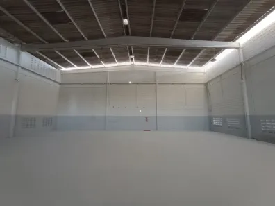 Galpão/Depósito/Armazém para alugar, 1200m² no Pitangueiras, Lauro de Freitas