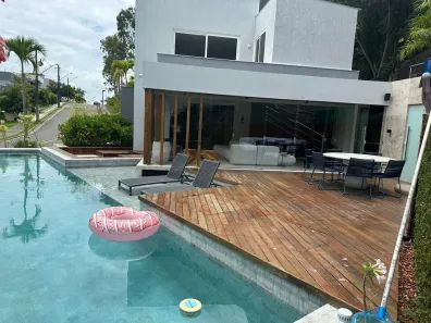 Casa de Condomínio com 5 Quartos à venda, 1100m² no Alphaville II, Salvador