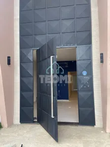 Imóvel Comercial com 1 Quarto para alugar, 100m² no Jardim das Nações, Taubaté