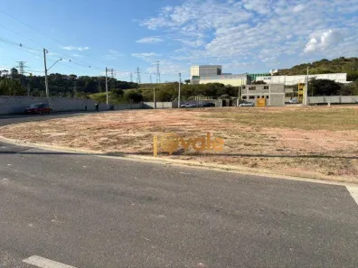 Lote/Terreno à venda, 755m² no Jardim Califórnia, Jacareí