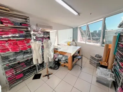 Sala Comercial à venda, 29m² no Santa Rosa, Niterói