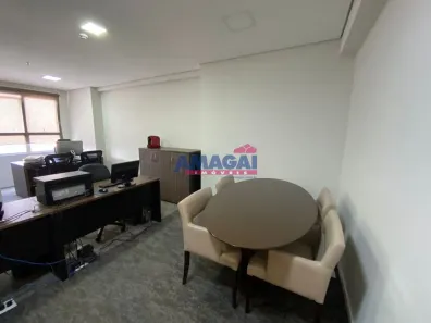 Sala Comercial à venda, 28m² no Centro, Jacareí