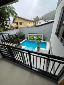 Casa com 4 Quartos à venda, 105m² no Boa Vista, Joinville