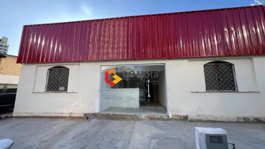Imóvel Comercial com 3 Quartos para alugar, 110m² no Cambuí, Campinas