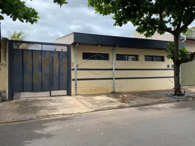 Casa com 2 Quartos à venda, 167m² no Vila Santa Terezinha, Bauru