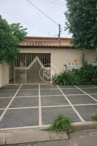 Casa com 3 Quartos à venda, 185m² no Parque Amazônia, Goiânia
