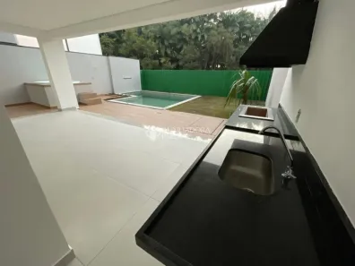 Sobrado com 4 Quartos à venda, 341m² no Represa, Ribeirão Pires