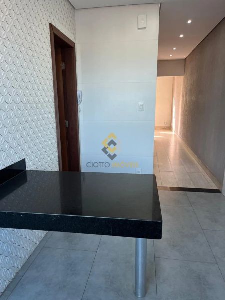 Apartamento com 2 quartos — Santa Rosa, Belo Horizonte