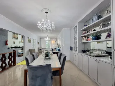 Casa com 4 Quartos à venda, 230m² no Barreiros, São José