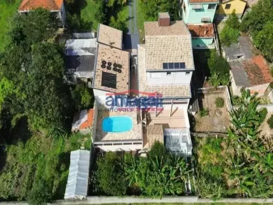 Sobrado com 5 Quartos à venda, 400m² no Chácaras Reunidas Igarapés, Jacareí