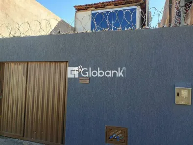 Casa com 2 Quartos à venda, 100m² no Alterosas, Montes Claros