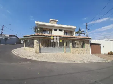 Sobrado com 4 Quartos à venda, 337m² no Parque Franceschini, Sumaré