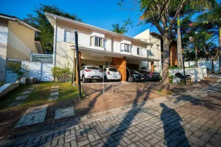 Casa de Condomínio com 4 Quartos à venda, 155m² no Granja Viana, Cotia