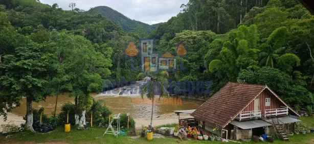 Fazenda/Sítio com 6 Quartos à venda, 400m² no Lumiar, Nova Friburgo